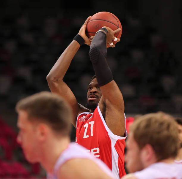 动荡不可避 动荡不可避